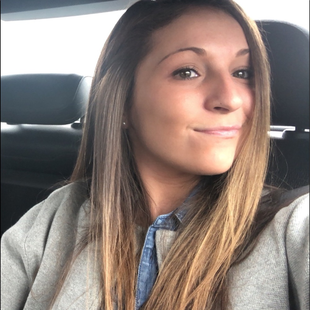 Meet your Posher, Kimberly